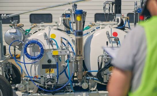 Jakie są kluczowe aspekty regularnego czyszczenia wpustów?