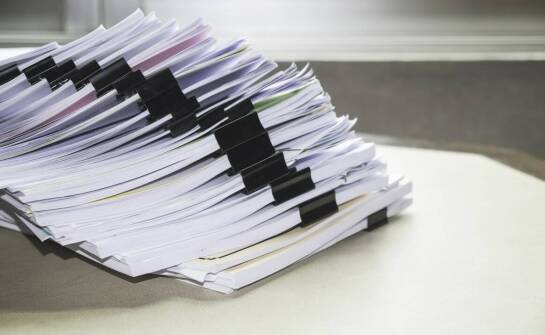 Dlaczego recykling zniszczonych dokumentów jest istotny?