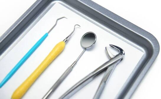 Praktyczne porady dotyczące przechowywania narzędzi dentystycznych w gabinecie