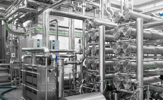 Jak ultrafiltracja wspomaga redukcję zanieczyszczeń w wodzie przemysłowej?