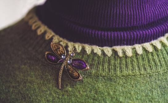 Jakie dodatki ozdobne wybrać, aby podkreślić unikalność swoich prac?