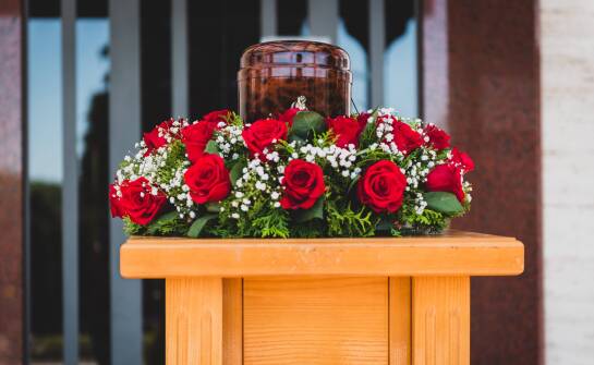 Rola empatii i profesjonalizmu w usługach pogrzebowych oferowanych w Koziegłowach