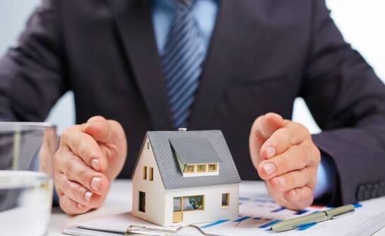 Niezależne porady doradcy finansowego Węgrów dla osób planujących zakup nieruchomości