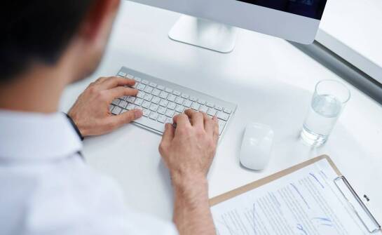 Dlaczego warto wybrać biuro tłumaczeń w Rzeszowie do tłumaczeń medycznych?