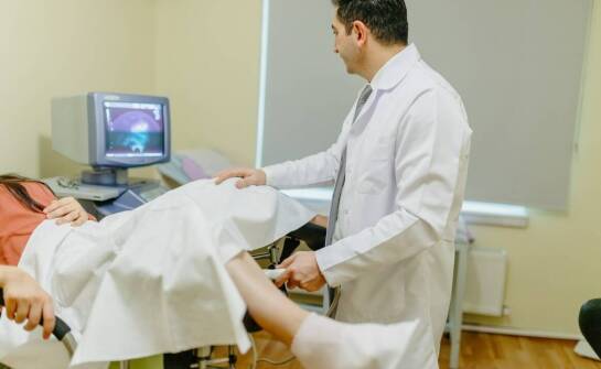 Endometrioza i niepłodność: jakie badania na płodność są kluczowe dla diagnozy i leczenia?