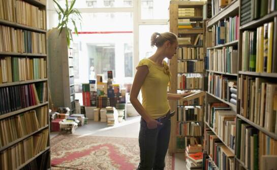 Rzadkie edycje i kolekcjonerskie wydania dostępne w antykwariacie