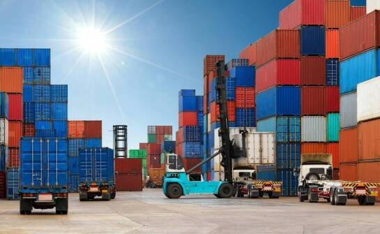 Elastyczność wynajmu kontenerów magazynowych dla różnych branż