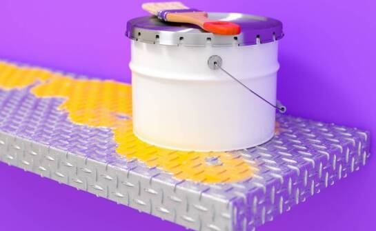 Wybór farb podkładowych do metalu – na co zwrócić uwagę przy zakupie?