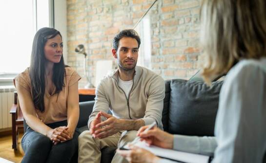 Czego można oczekiwać po sesjach z psychologiem małżeńskim w Warszawie?