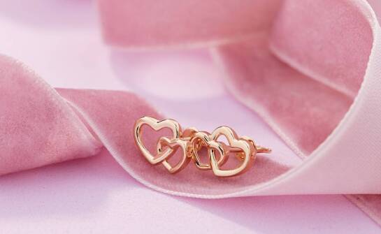 Przykłady nietypowych grawerów, które zaskoczą obdarowanego