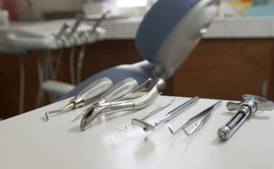 Znaczenie precyzyjnego projektowania narzędzi stomatologicznych dla skuteczności zabiegów