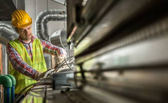 Znaczenie serwisu klimatyzacji dla efektywności energetycznej urządzeń