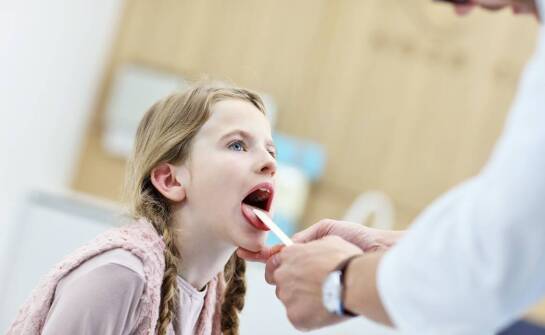 Znaczenie wczesnej interwencji laryngologicznej w przypadku wad wrodzonych krtani