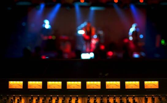 Dlaczego warto wybrać kompleksową produkcję nośników w jednym miejscu?