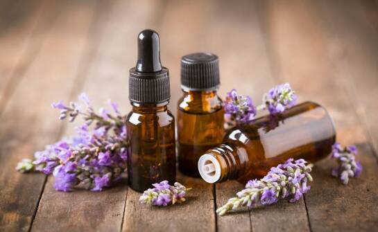 Dlaczego olejek eteryczny kardamon to must-have dla miłośników aromaterapii?