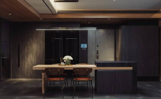 Jakie akcesoria kuchenne są niezbędne w nowoczesnej kuchni?