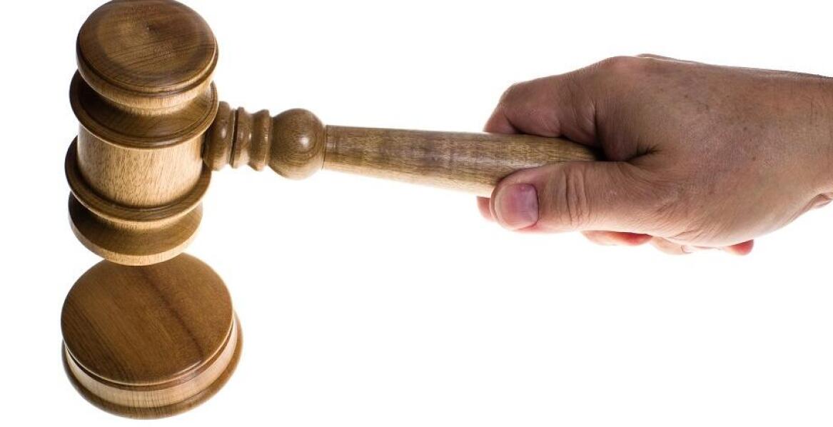 Jak skutecznie rozwiązać problem zbiegu egzekucji komorniczych na rachunku bankowym?