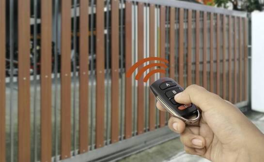 Systemy automatyki do bram – jakie oferują udogodnienia?