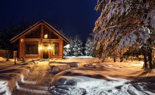 Programy tematyczne na koloniach zimowych – co oferujemy młodym uczestnikom?