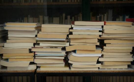 Polityczne sekrety w literaturze faktu – najciekawsze tytuły