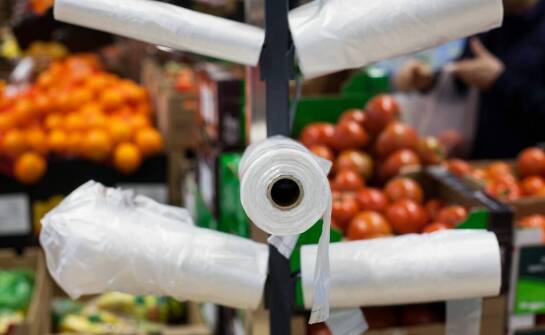 Przewaga kapturów foliowych nad innymi metodami zabezpieczania ładunków