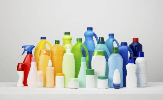 Zalety polipropylenu w produkcji opakowań kosmetycznych na próbki