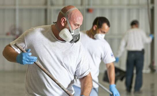 Jakie są korzyści z ekologicznych metod sprzątania w przestrzeniach przemysłowych?