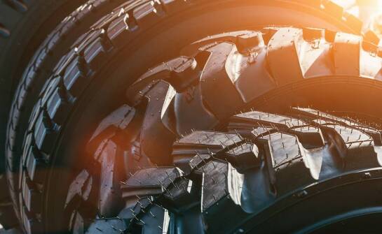 Dlaczego felgi mawaru są popularne wśród kierowców rajdowych?