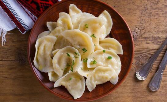 Jak dostosować pierogowa chata menu do wymagań dietetycznych gości?