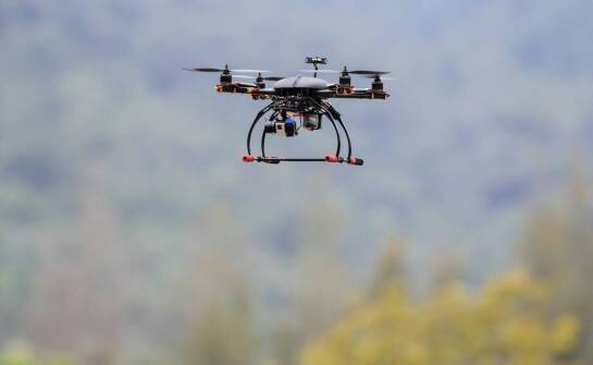 Jak usługi dronów rewolucjonizują badania środowiskowe i monitorowanie ekosystemów?