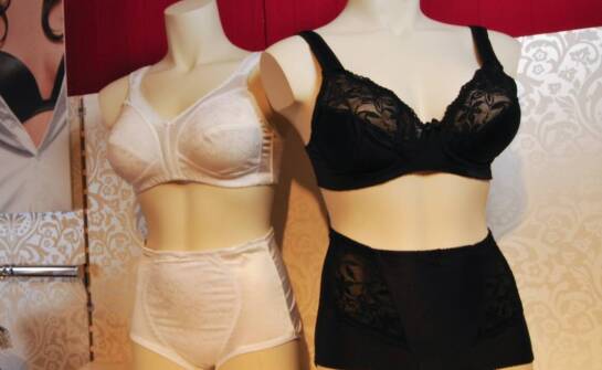 Wygoda i styl w halkach jedwabnych dla kobiet o pełniejszych kształtach