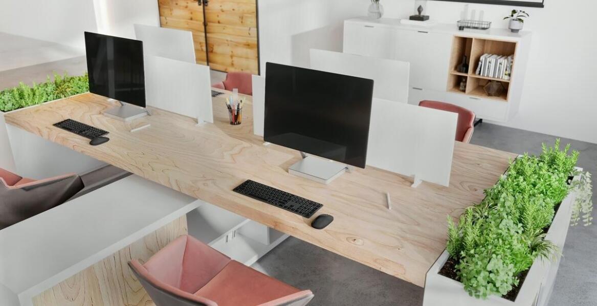 Czynniki wpływające na bezpieczeństwo pracy przy komputerze w biurze