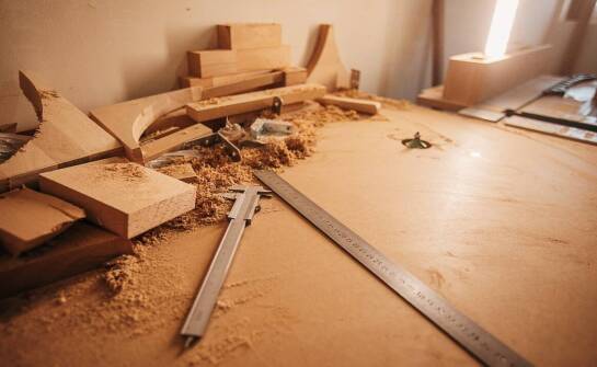 Najnowsze technologie w odkurzaczach do maszyn stolarskich – co warto wiedzieć?