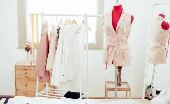 Jak małe manufaktury wpływają na rozwój mody zrównoważonej?
