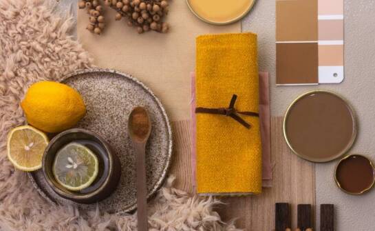 Limonkowe spodnie dresowe jako element garderoby kapsułowej