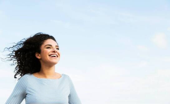 Jakie są zalety życia bez okularów po laserowej korekcji wzroku?