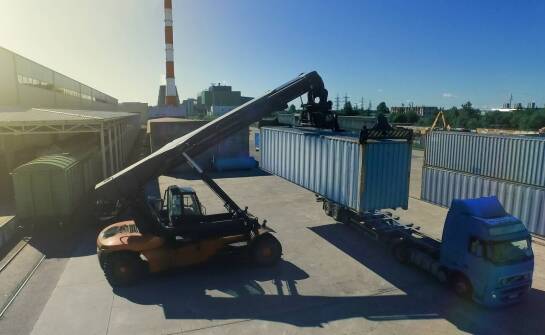 Kluczowe korzyści z wykorzystania HDS w transporcie kontenerów