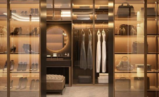 Porady ekspertów: lustro glamour w małym przedpokoju – jak je zaaranżować?