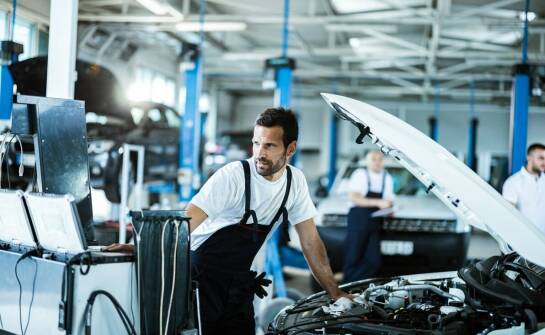 Kapitalny remont silnika: Jakie są opcje finansowania?