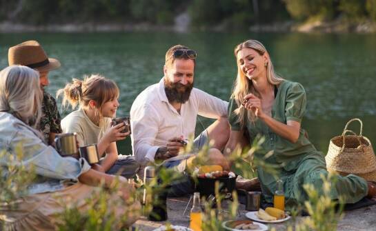 Innowacyjne akcesoria outdoorowe do przechowywania jedzenia