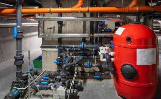 Kompleksowe instalacje wodno-kanalizacyjne – co obejmuje pełna usługa?