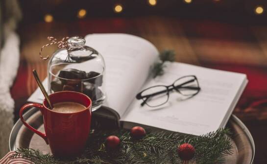 Zestaw świąteczny z kawą jako sposób na aromatyczne święta