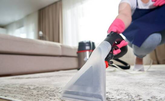 Nowoczesne metody czyszczenia wykładzin w biurach