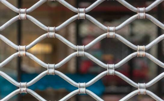 Siatki cięto-ciągnione a ich rola w systemach wentylacyjnych