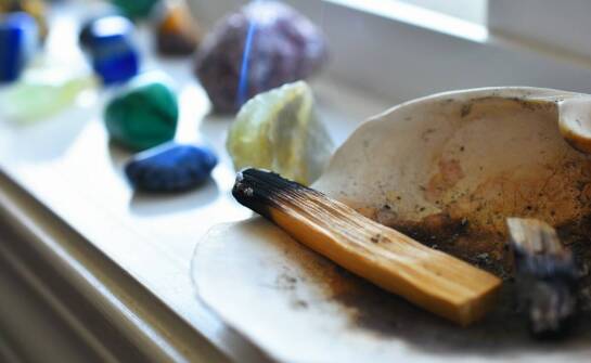 Jak kadzidła mogą wzbogacić religijny prezent urodzinowy?