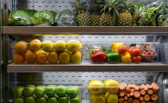 Rola pojemników na owoce 1 kg w redukcji strat podczas transportu produktów