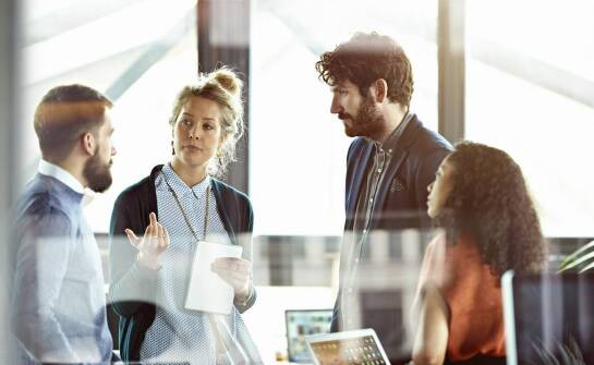 Prawo nieruchomości: jak prawnicy wspierają procesy inwestycyjne?