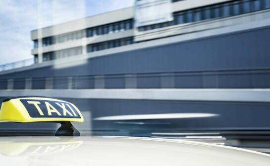 Zalety korzystania z taxi Nadarzyn dla codziennych dojazdów