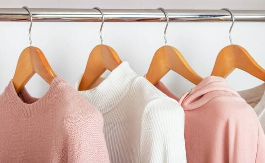 Płaszczyki z flauszu – dlaczego są niezastąpione w jesiennej garderobie?