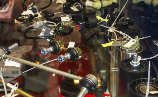 Kompatybilność schematu wiązki haka 13 pin z różnymi modelami samochodów